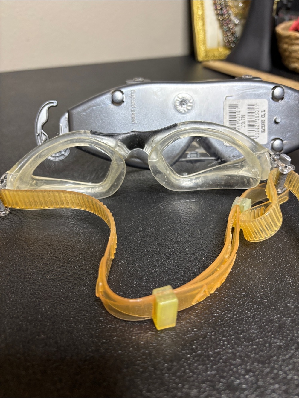 Aqua Sphere Clear Frame Swim Goggles - Picture 6 of 8